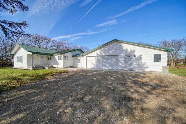 19900 Lewis Road, Cement City, MI 49233