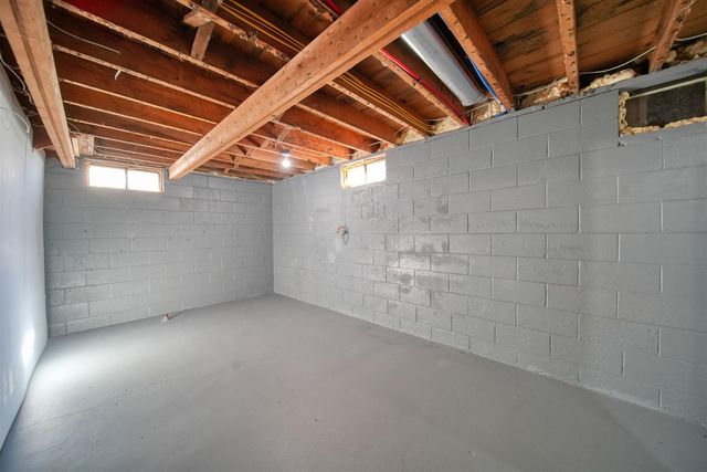 19900 Lewis Road, Cement City, MI 49233