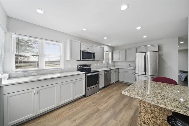 19900 Lewis Road, Cement City, MI 49233