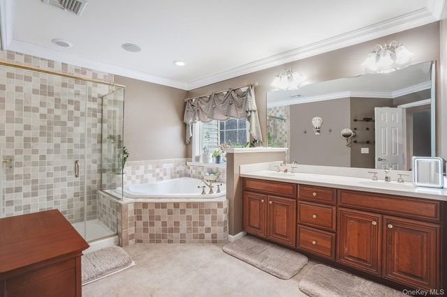 22 Ridgemont Drive, Hopewell Junction, NY 12533