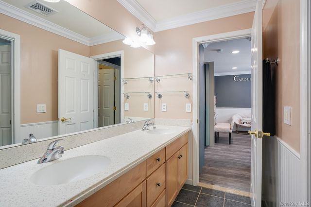 22 Ridgemont Drive, Hopewell Junction, NY 12533