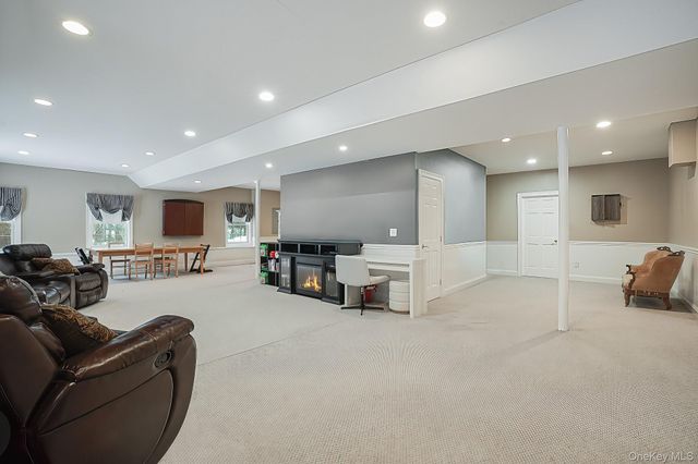 22 Ridgemont Drive, Hopewell Junction, NY 12533