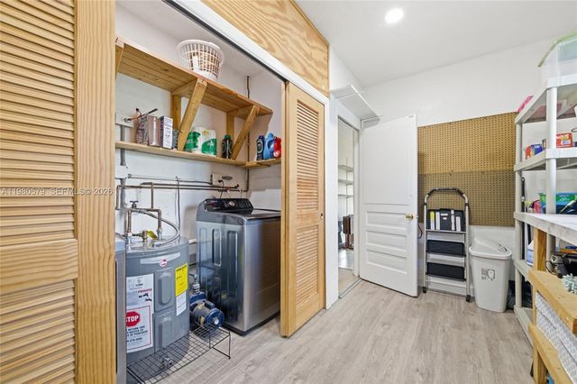 6215 SW 20th St, Miramar, FL 33023