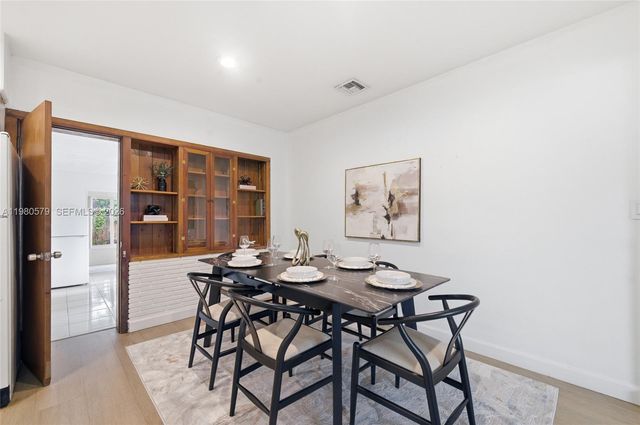 6215 SW 20th St, Miramar, FL 33023