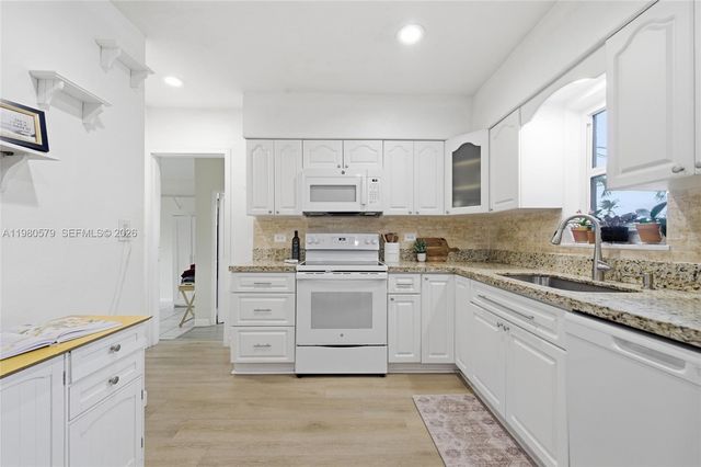 6215 SW 20th St, Miramar, FL 33023