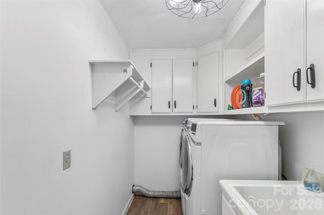 2590 Airport Road, Marion, NC 28752