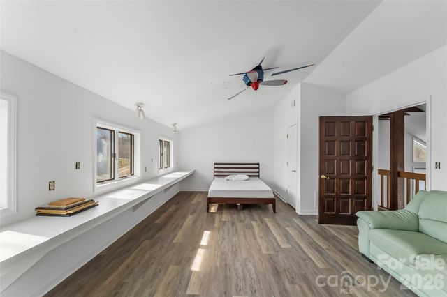 2590 Airport Road, Marion, NC 28752