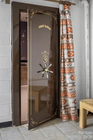 2590 Airport Road, Marion, NC 28752