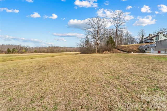 2590 Airport Road, Marion, NC 28752