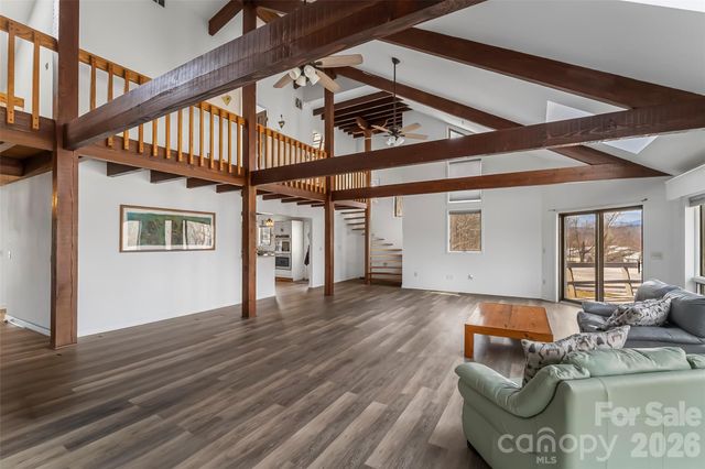 2590 Airport Road, Marion, NC 28752