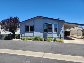 530 W Devonshire Avenue 23, Hemet, CA 92543