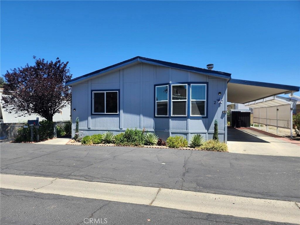 530 W Devonshire Avenue 23, Hemet, CA 92543