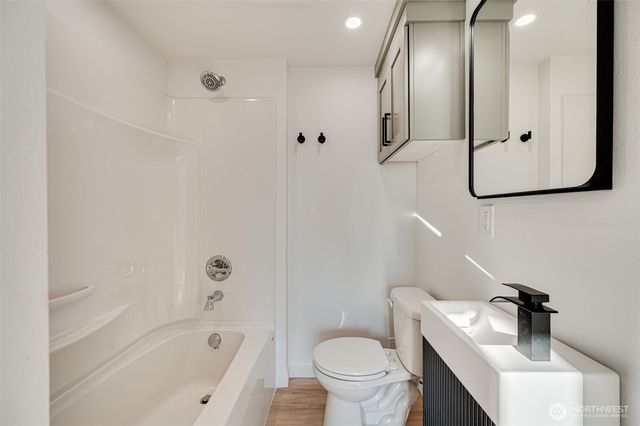 1107 Park Street, Woodland, WA 98674