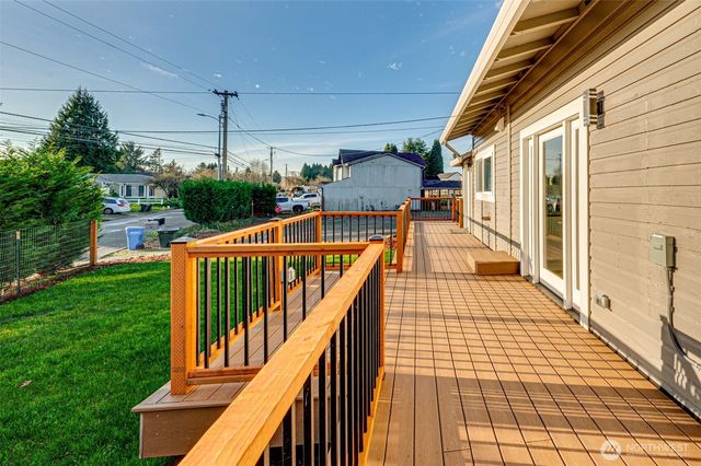 1107 Park Street, Woodland, WA 98674