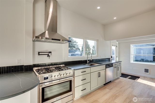 1107 Park Street, Woodland, WA 98674