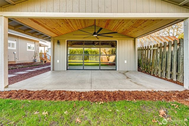 1107 Park Street, Woodland, WA 98674