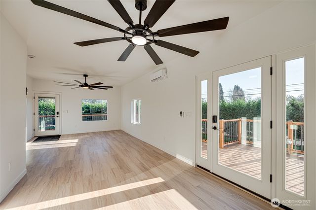 1107 Park Street, Woodland, WA 98674