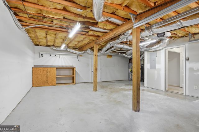 12 Buckland Court, White, GA 30184