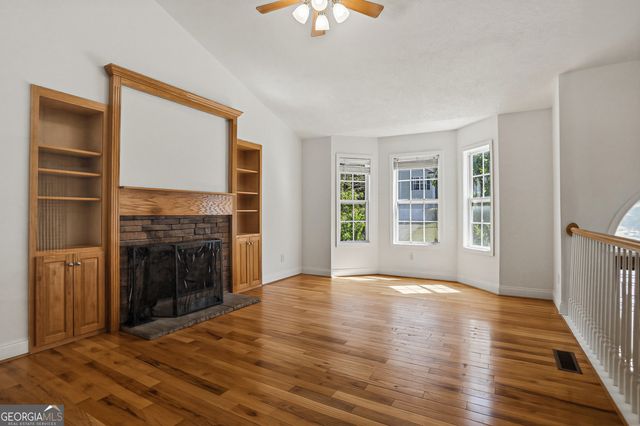 12 Buckland Court, White, GA 30184