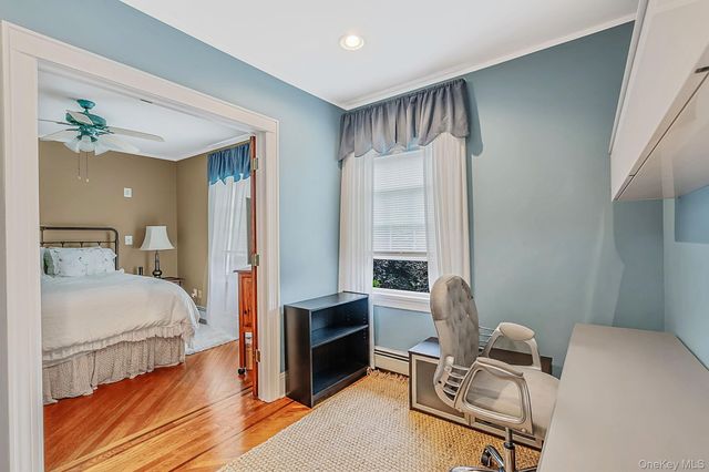 34 Drake Street, Malverne, NY 11565