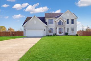 6713 Cortland Drive, Pendleton, NY 14120