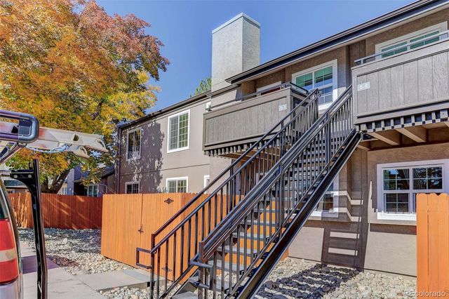 2301 E Fremont Avenue S02, Centennial, CO 80122