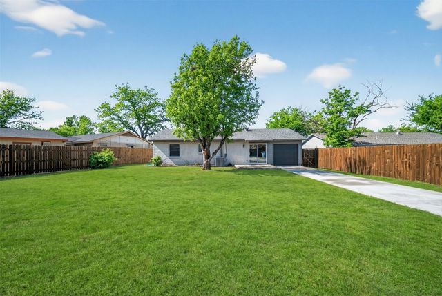 642 Botany Bay Drive, Dallas, TX 75211