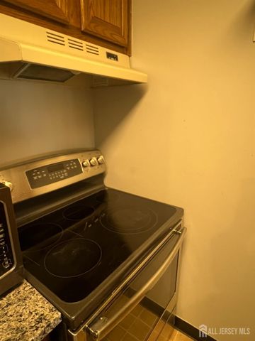 1315 Ravens Crest Drive, Plainsboro, NJ 08536