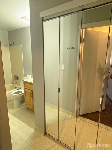 1315 Ravens Crest Drive, Plainsboro, NJ 08536