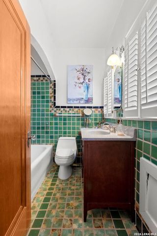 243 E Lullwood Ave, San Antonio, TX 78212