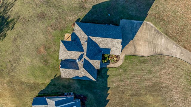 5069 Lake Breeze Road, Grove, OK 74344