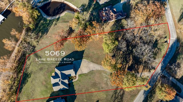 5069 Lake Breeze Road, Grove, OK 74344