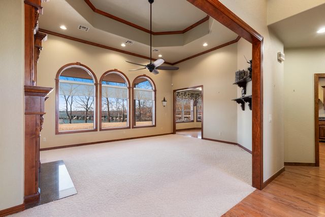 5069 Lake Breeze Road, Grove, OK 74344