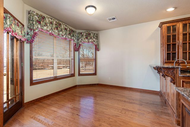 5069 Lake Breeze Road, Grove, OK 74344