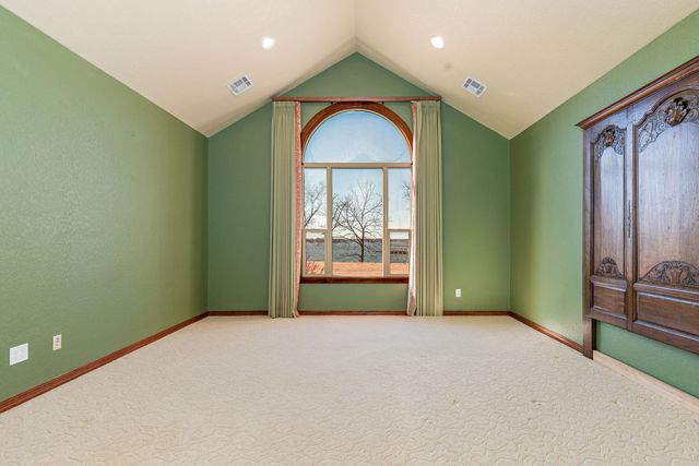 5069 Lake Breeze Road, Grove, OK 74344