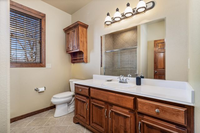 5069 Lake Breeze Road, Grove, OK 74344