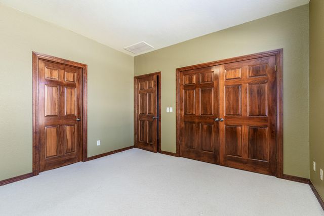 5069 Lake Breeze Road, Grove, OK 74344