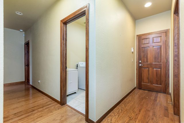 5069 Lake Breeze Road, Grove, OK 74344