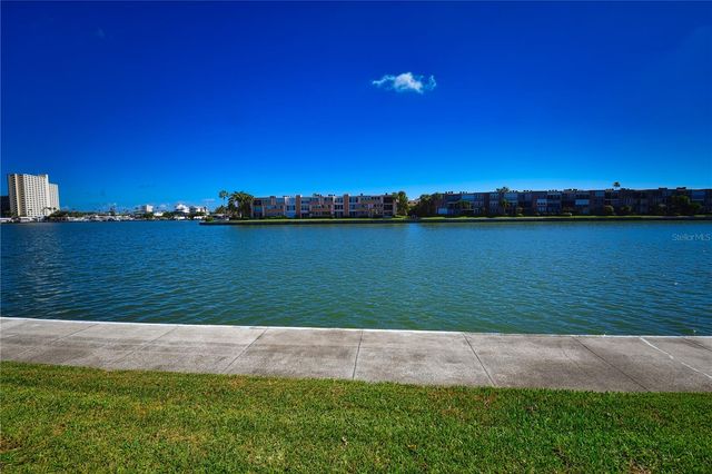 7645 SUN ISLAND DRIVE S 103, South Pasadena, FL 33707