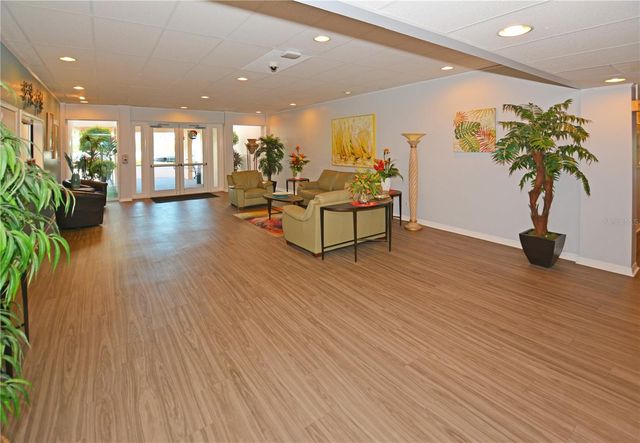 7645 SUN ISLAND DRIVE S 103, South Pasadena, FL 33707