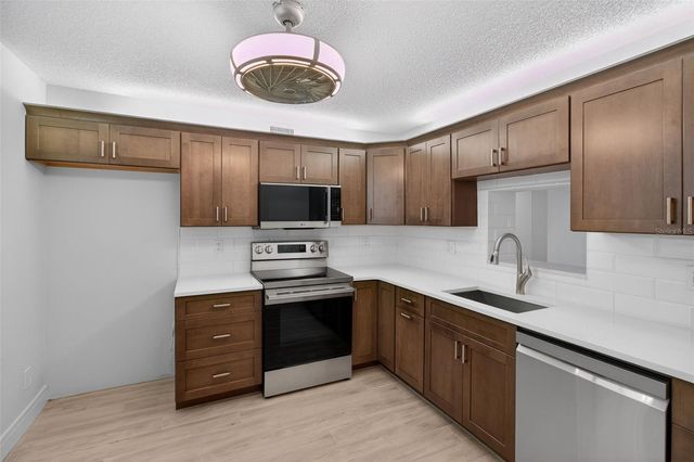 7645 SUN ISLAND DRIVE S 103, South Pasadena, FL 33707