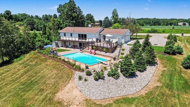 2770 Leonard Street, Marne, MI 49435