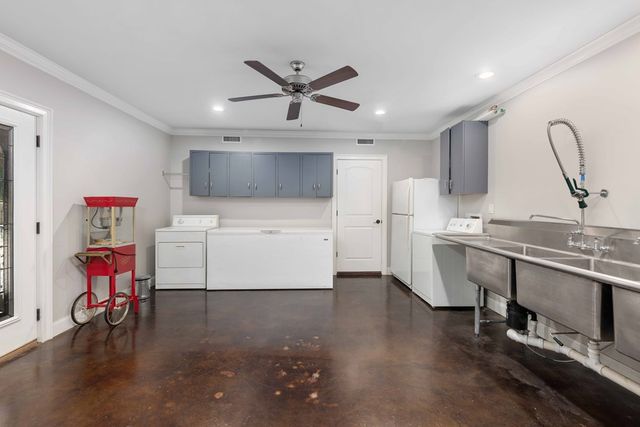 695 Boat Club Road, Hamilton, GA 31811