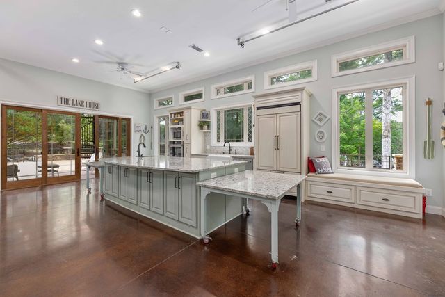 695 Boat Club Road, Hamilton, GA 31811