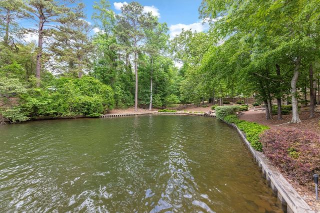 695 Boat Club Road, Hamilton, GA 31811