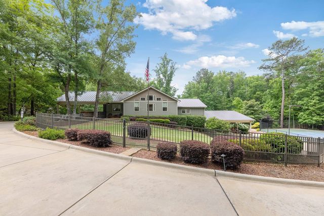 695 Boat Club Road, Hamilton, GA 31811