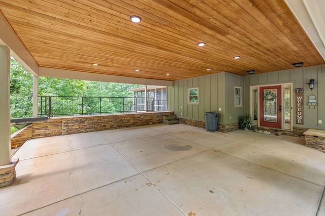 695 Boat Club Road, Hamilton, GA 31811