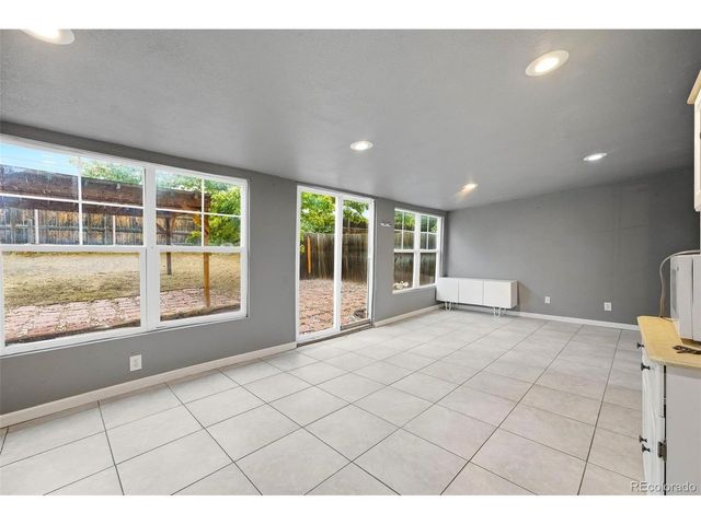 16683 E Kansas Dr, Aurora, CO 80017