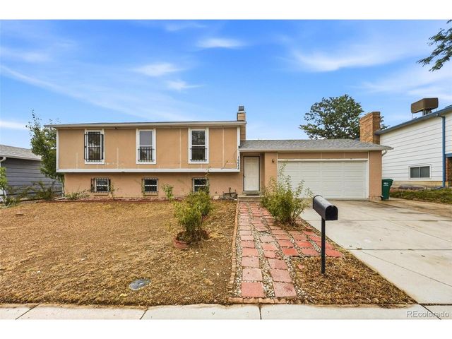 16683 E Kansas Dr, Aurora, CO 80017