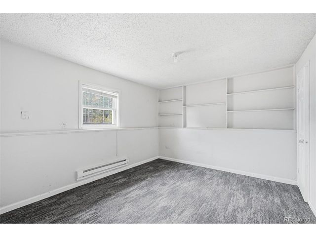 16683 E Kansas Dr, Aurora, CO 80017